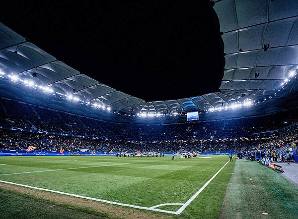 Tolle Atmosphäre: Die Europapokal-Abende der Ukrainer im Volksparkstadion bleiben in besonderer Erinnerung.