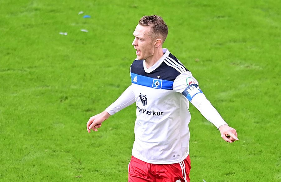 Breite Brust: Kapitän Sebastian Schonlau gewann im letzten Spiel gegen Bielefeld (2:1) 92 Prozent seiner Duelle.