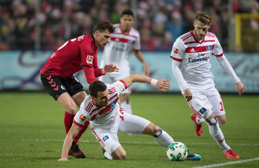 Filip Kostic and Aaron Hunt both had chances to break the deadlock