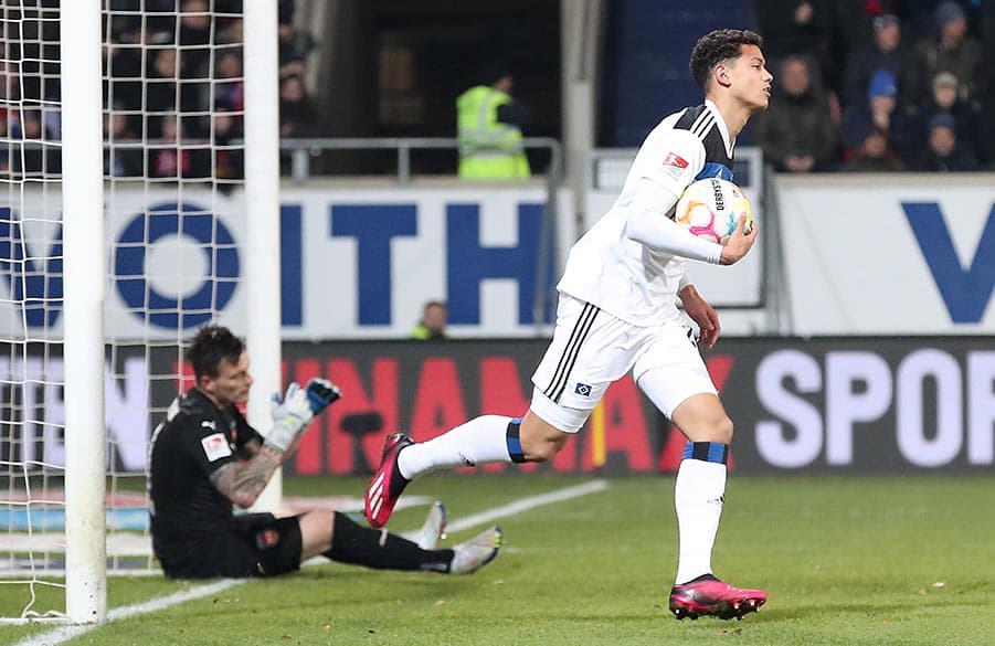Zweiter Treffer im dritten Spiel: Winter-Neuzugang Andras Nemeth nährte mit seinem Tor zum 1:3 die Hoffnungen auf eine erfolgreiche Aufholjagd.