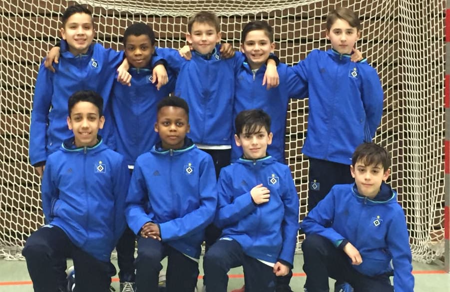 Stolz dürfen sie auf das Geleistete sein. Die U11-Kicker des HSV.