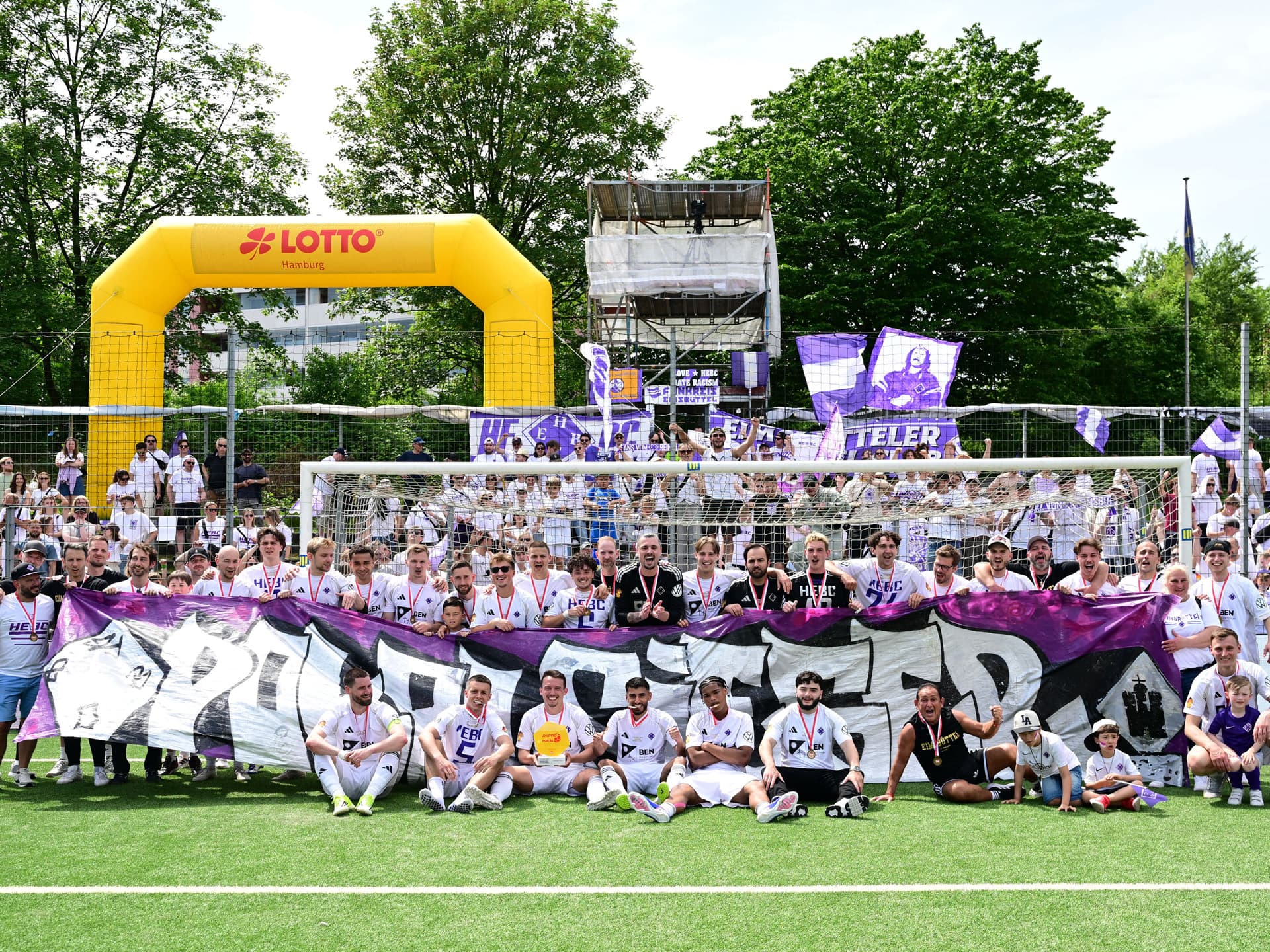 HEBC Siegerfoto nach Gewinn des Hamburger Pokals