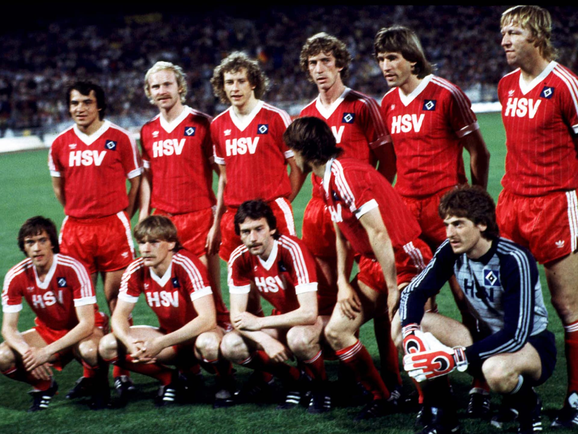 Das Mannschaftsfoto des HSV vor dem Finale des Europapokals der Landesmeister 1983 in Athen