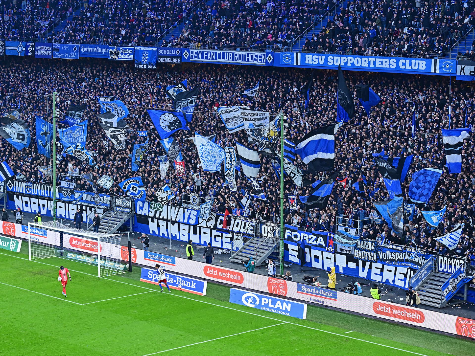 Die HSV-Fans auf der Nordtribüne.