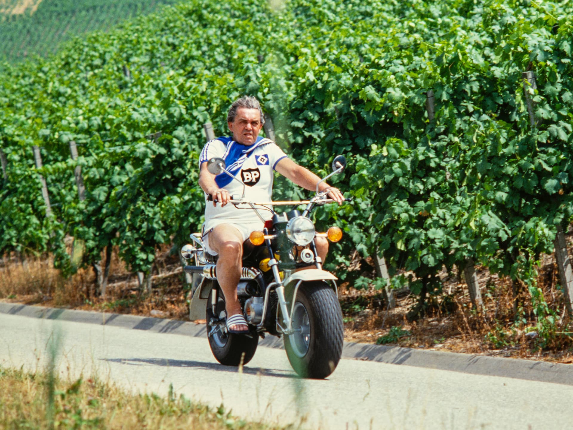 Ernst Happel auf dem Motorrad