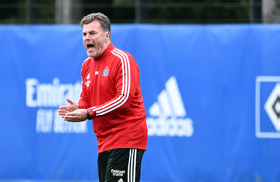 HSV-Trainer Dieter Hecking hielt die gesamte Woche über die Trainingsintensität hoch und ist deshalb überzeugt, dass die Mannschaft durchgängig auf Betriebstemperatur ist und keinerlei Extramotivation benötigt.