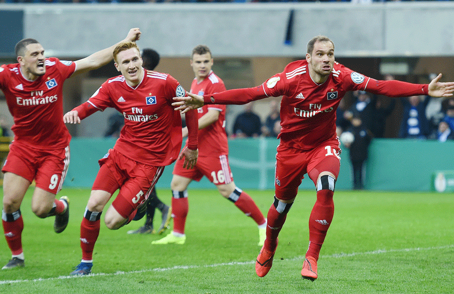 Pierre-Michel Lasogga was in fine form, finding the back of the Paderborn net on two occasions.