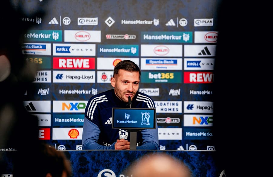 Vor seinem 167. Pflichtspiel mit der Raute auf der Brust stand Daniel Heuer Fernandes in einer Medienrunde Rede und Antwort.