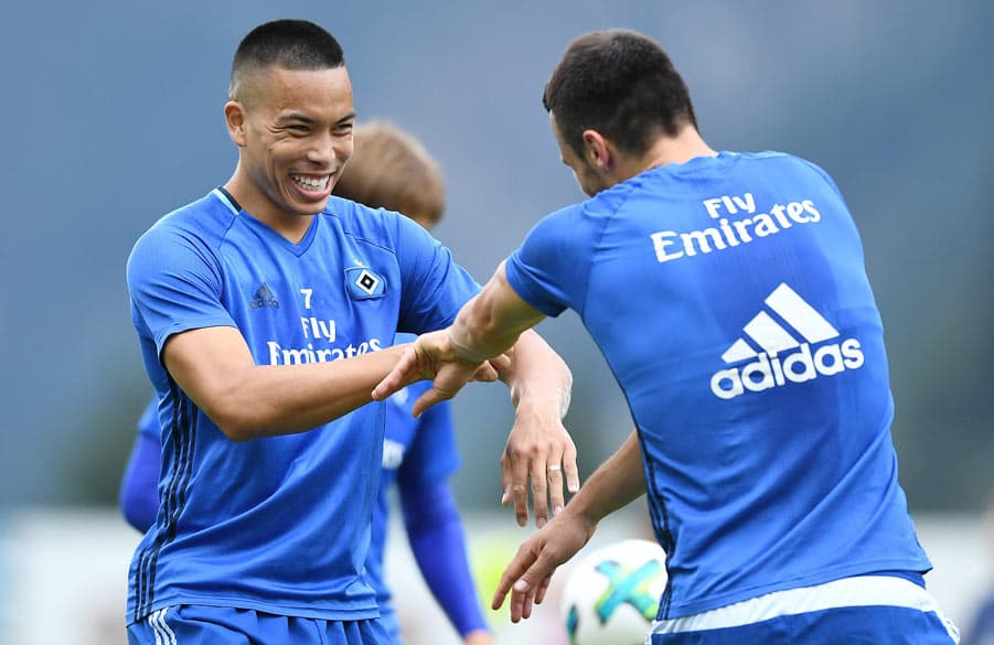 Wood having fun with Kostic during warm up.