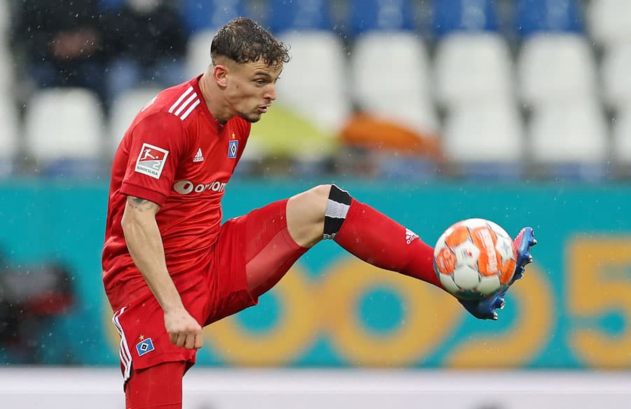 Hinten sicher und vorne mit vielen guten Aktionen und einem Assist: Moritz Heyer.