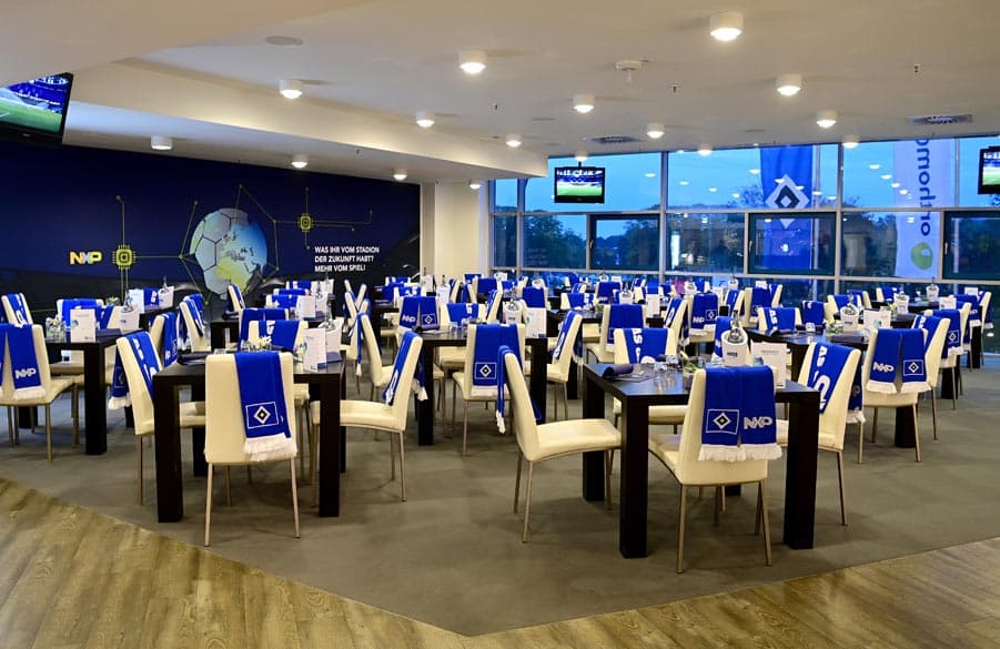 Neuer Anstrich im VIP-Bereich Ost: Die ehemalige Rothosen-Lounge im Volksparkstadion wurde zur NXP-Lounge umgestaltet. Ein guter Ausgangspunkt für die langjährige Partnerschaft.