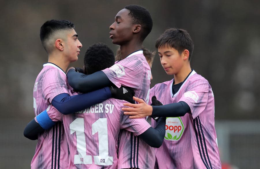 Auch im Hometraining setzt die U16 auf den Wettbewerbscharakter. Die Gegner dabei: die eigenen Mannschaftskameraden.