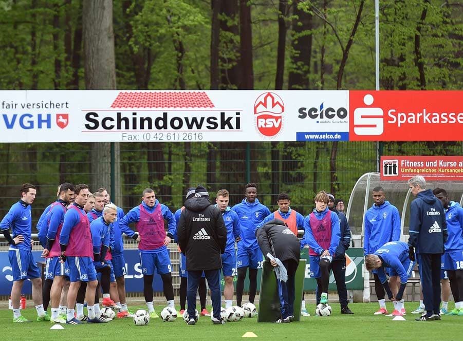 Team get together at the short training camp stay in Rotenburg.
