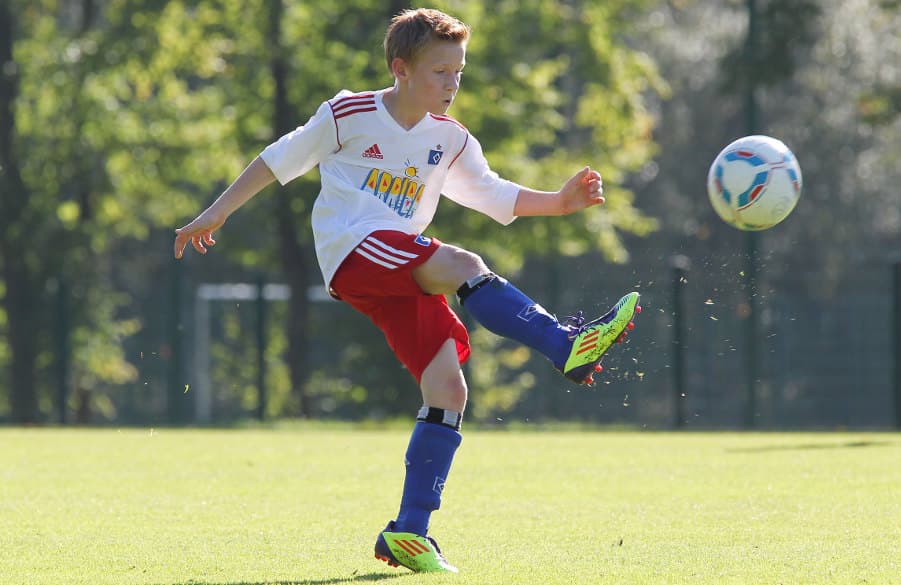 Der kleine Marco Drawz in der U13 des HSV.