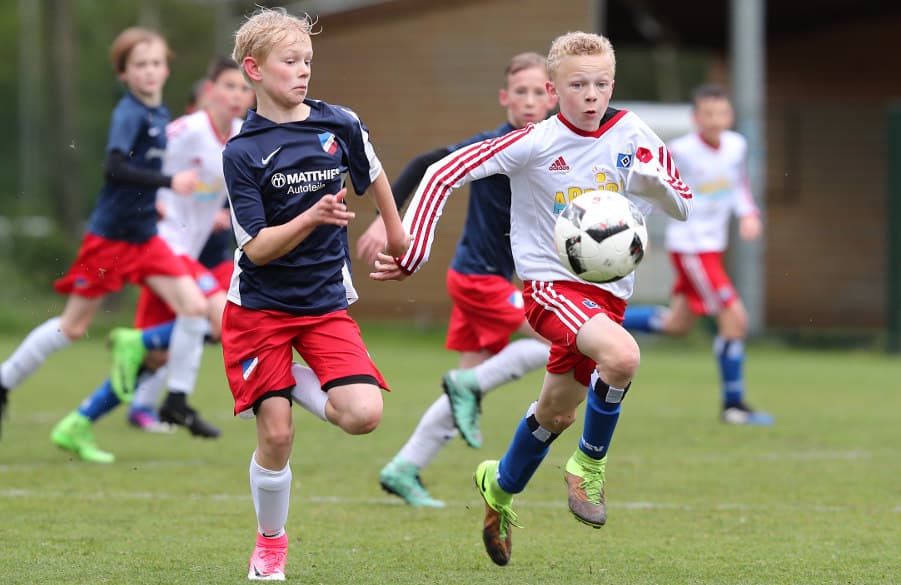 Zur Halbzeit führte der HSV mit 1:0 gegen Nienstedten.