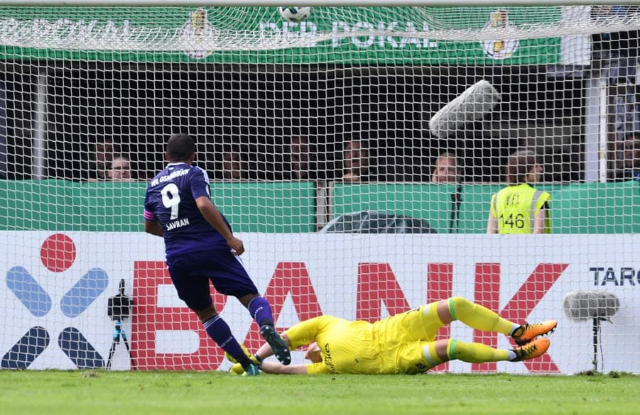Halil Savran trifft zur VfL-Führung.