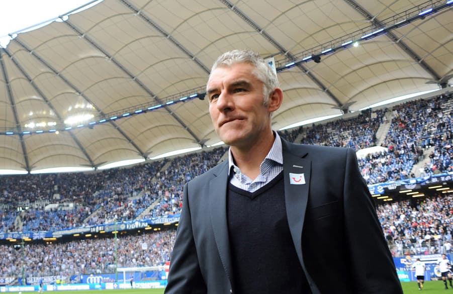 Für 96-Cheftrainer Mirko Slomka ist das Spiel im Volksparkstadion eine Rückkehr an die alte Wirkungsstätte.