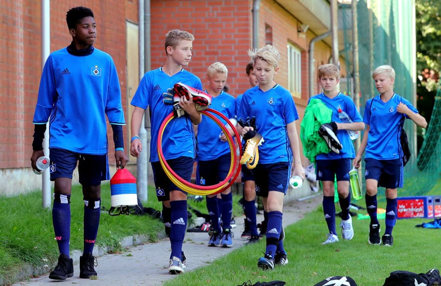 Entspannter Trainingsabschluss für die U13 von Coach Lennart Gudella.