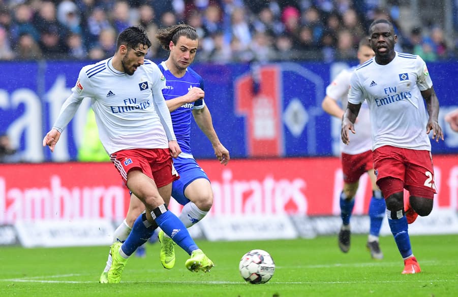 Berkay Özcan und Orel Mangala in einer Spielszene gegen Darmstadt.