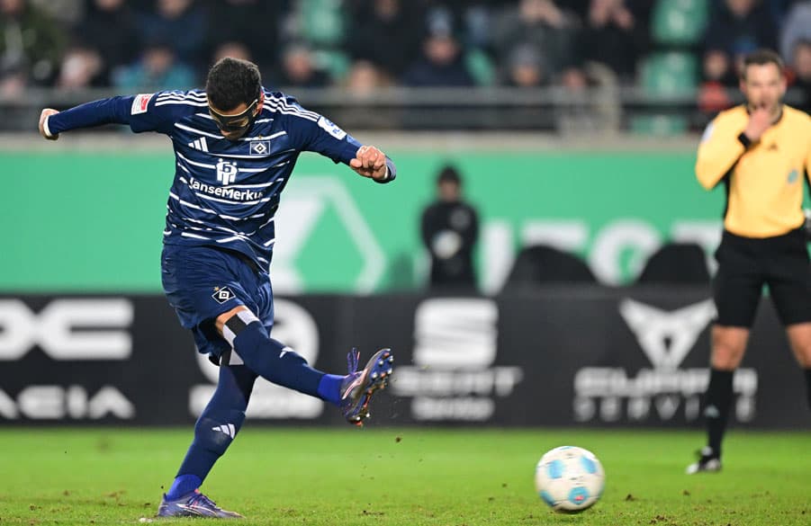 Selke’s second came in the form of a penalty that secured a 2-1 win for the Rothosen in added time.