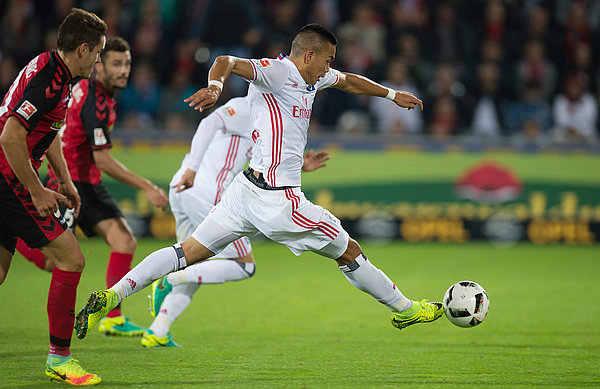 Bobby Wood to open the scoring? No the post had the last laugh.