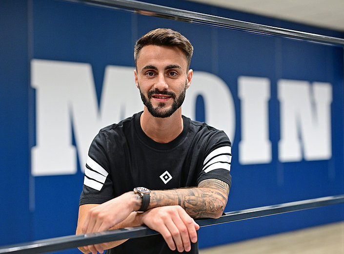 HSV secure Fabio Vieira signing