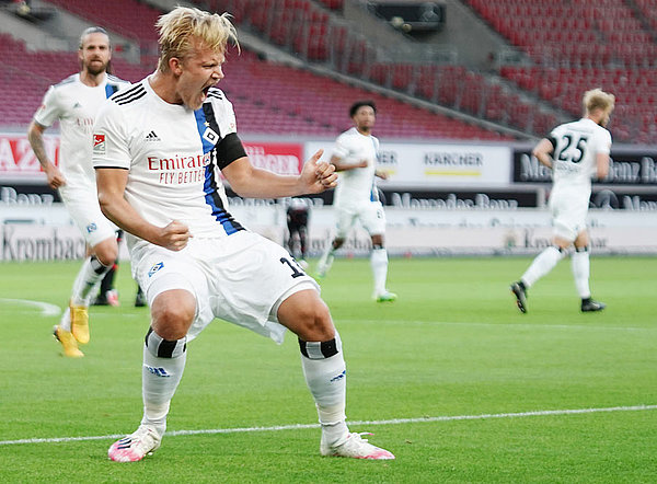 Joel Pohjanpalo showed his predatory instinct to grab the 16th-minute opener from an Aaron Hunt corner.