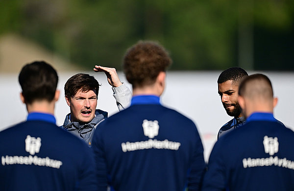 Merlin Polzin und sein Trainerteam wollen in Spanien intensiv an Details arbeiten, um den Fokus auf den Saison-Endspurt zu erhöhen. Merlin Polzin und sein Trainerteam wollen in Spanien intensiv an Details arbeiten, um den Fokus auf den Saison-Endspurt zu erhöhen.