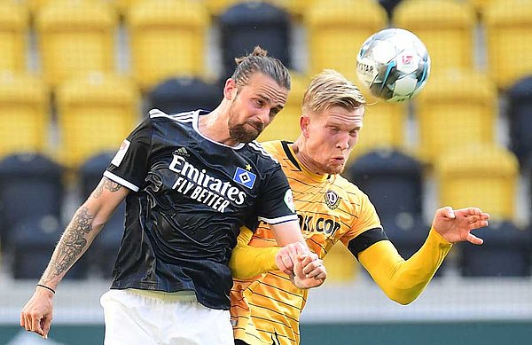 HSV-Angreifer Martin Harnik war in den ersten 45 Minuten ein steter Unruheherd und an den besten Offensivaktionen der Hamburger beteiligt, hatte jedoch bei seinen vielen guten Aktionen kein Glück im Abschluss.