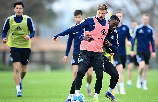 Sonny Kittel behauptet den Ball.