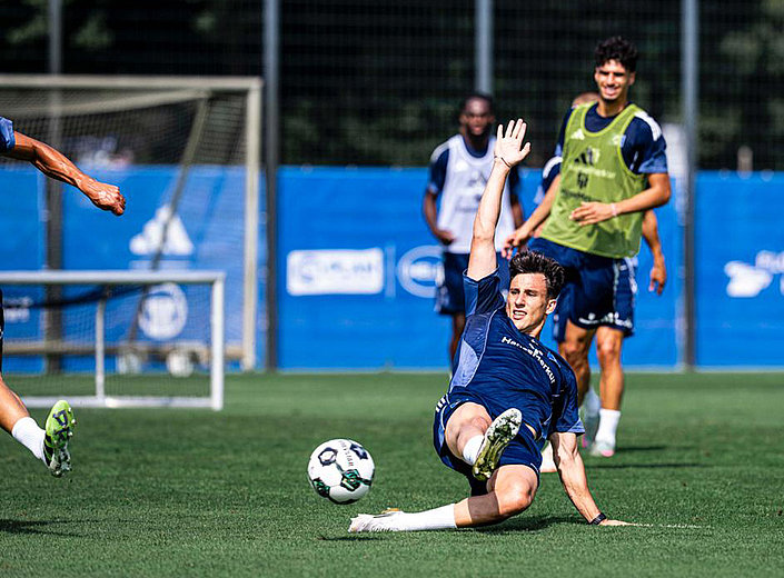 Training im Volkspark: Voller Fokus auf den DFB-Pokal