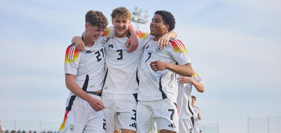 Nachwuchsduo beim DFB: Lemke trifft doppelt für U17