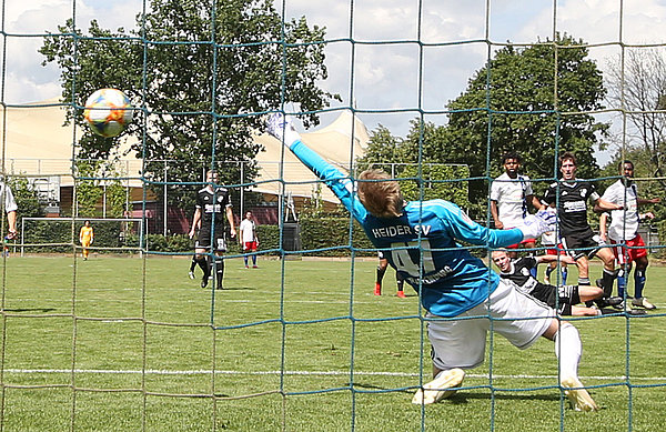 Gleich fünfmal durfte die U21 zum Auftakt jubeln.