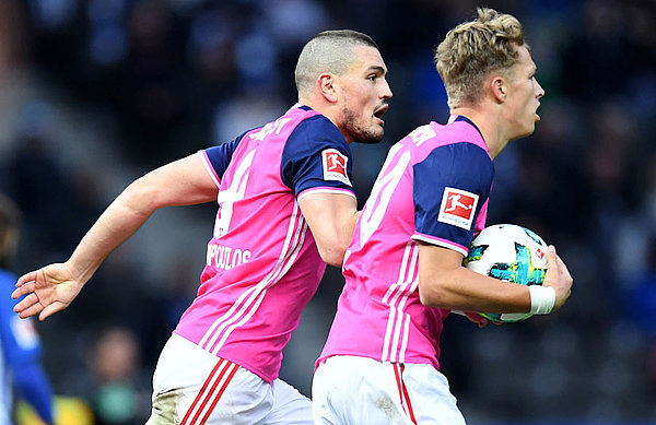 Fiete Arp sorgte nach Vorarbeit von Papa in der Schlussphase mit seinem ersten Bundesliga-Tor für die Aufholjagd des HSV, die aber am Ende nicht belohnt wurde.