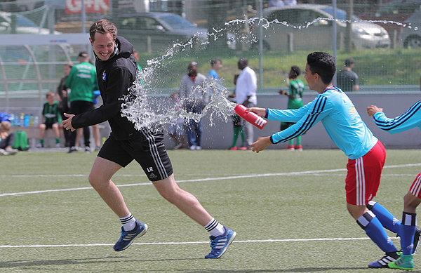 Lukas Rösel (l.) ist beim HSV ebenfalls als U11-Trainer tätig. Lukas Rösel (l.) ist beim HSV ebenfalls als U11-Trainer tätig.