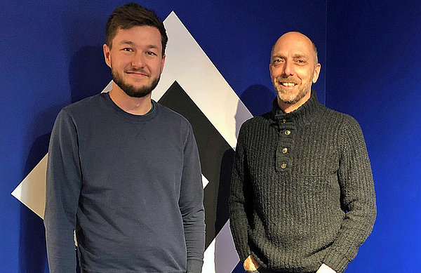 Cornelius Göbel (Leiter HSV-Fanbetreuung) und Niko Stövhase (Leiter HSV-Museum) werden am Sonntagabend die Podiumsdiskussion im Haus des Sports moderieren.