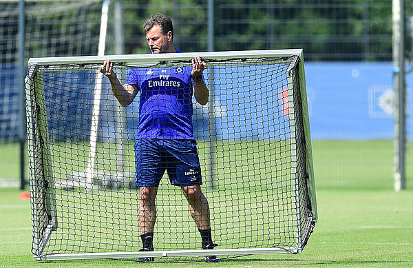 “Tackle the problems” is the motto that HSV head coach and his players will think back to during the pre-season.