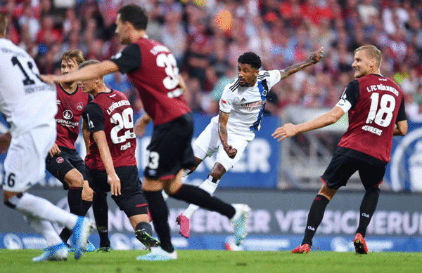 Jeremy Dudziak sorgte in der 12. Minute mit seinem ersten HSV-Treffer für den Dosenöffner in der Partie.