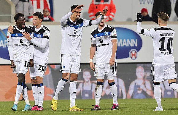 Der 3:3-Jubel nach 0:3-Rückstand ist der bis dato beste HSV-Moment in Heidenheim gewesen. Am Dienstagabend soll sich das ändern. Der 3:3-Jubel nach 0:3-Rückstand ist der bis dato beste HSV-Moment in Heidenheim gewesen. Am Dienstagabend soll sich das ändern.