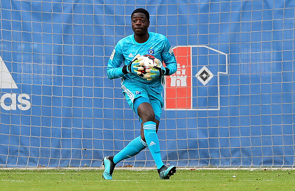 Die U19 muss zum Saisonstart auf Keeper Steven Mensah verzichten. Die U19 muss zum Saisonstart auf Keeper Steven Mensah verzichten.
