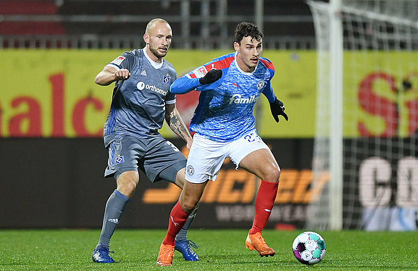 Neuzugang Toni Leistner bestritt in Kiel sein erstes Ligaspiel über 90 Minuten für den HSV. 