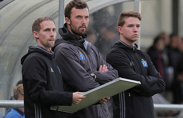 U14-Coach Florian Wolff (l.) und sein Co-Trainer Tobias Kabel müssen auch am Wochenende wieder an der Taktik tüfteln.
