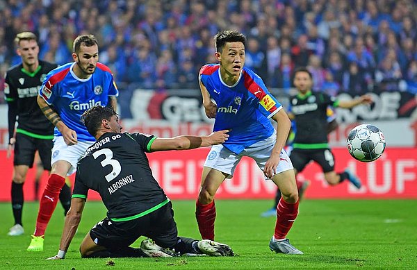 South Korean international Jae-sung Lee has had something of a breakout season for the Storks, scoring nine and assisting seven, mostly from attacking midfield.