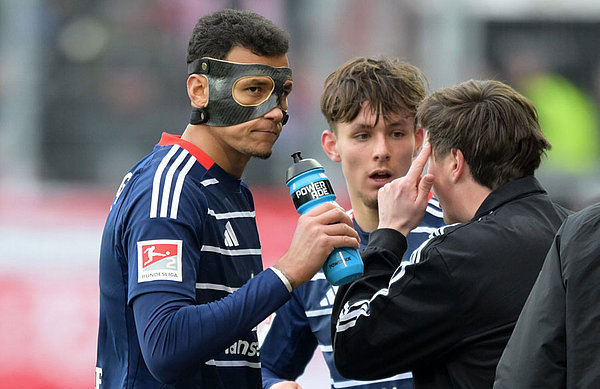 Alles Kopfsache: Coach Merlin Polzin glaubte an Davie Selke und dessen starke Nerven. Alles Kopfsache: Coach Merlin Polzin glaubte an Davie Selke und dessen starke Nerven.