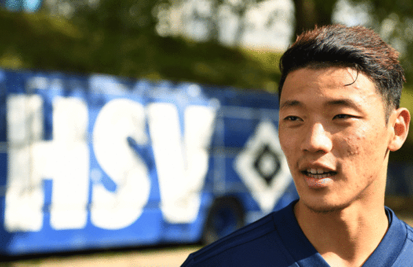 Hee-chan Hwang brennt zwei Tage nach seiner Ankunft in Hamburg bereits auf seinen ersten Einsatz im HSV-Trikot und im Volksparkstadion.