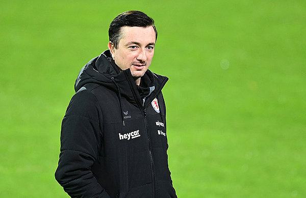 41-year-old Daniel Meyer is at his second club as first team manager, having been for Erzgebirge Aue for just over a season.