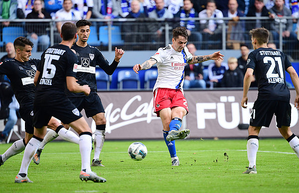Adrian Fein setzte mit seinem Tor zum 6:2 den Schlusspunkt der Partie. Es war sein erster Pflichtspieltreffer für den HSV.
