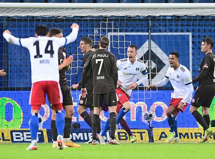 2:1! HSV wins Hamburger Stadtderby