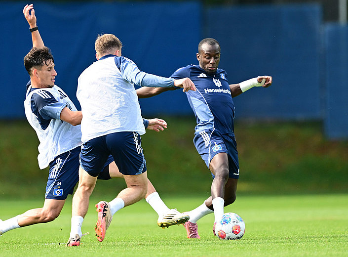 Squad update from the Volkspark ahead of Bayern clash