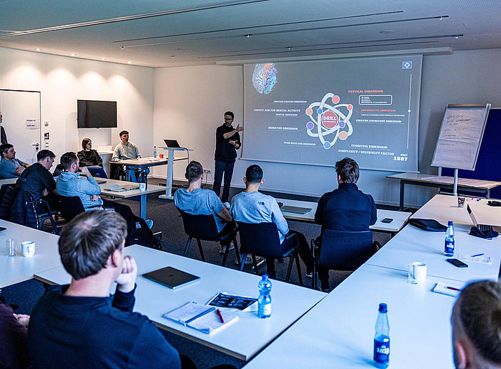 Dänischer Trainerlehrgang zu Gast beim HSV